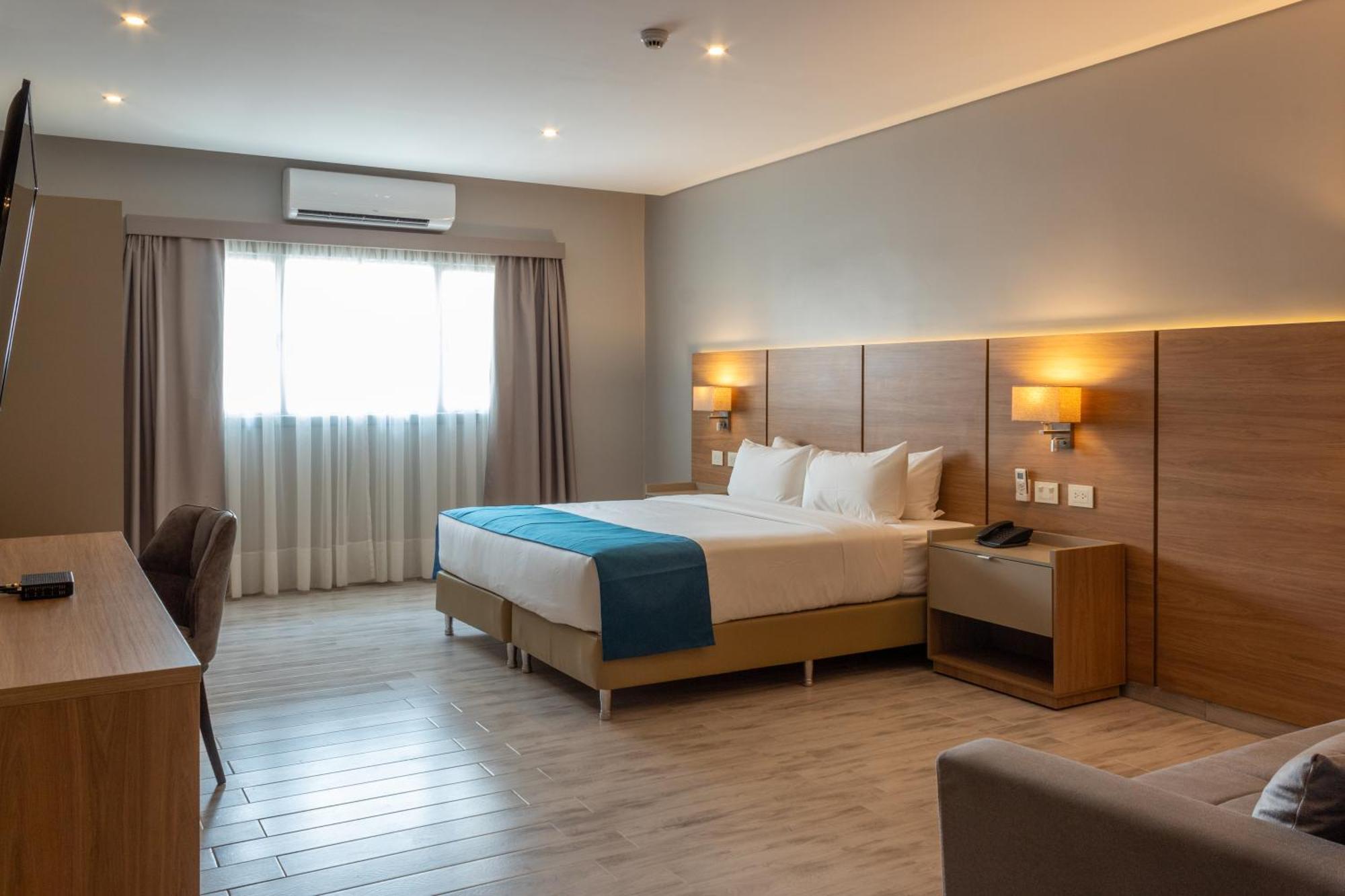 Tryp By Wyndham Asuncion Ξενοδοχείο Εξωτερικό φωτογραφία